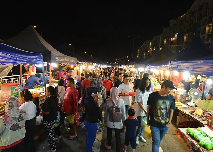 Golden Hills Apartment Pasar Malam Night Market Cameron Highlands