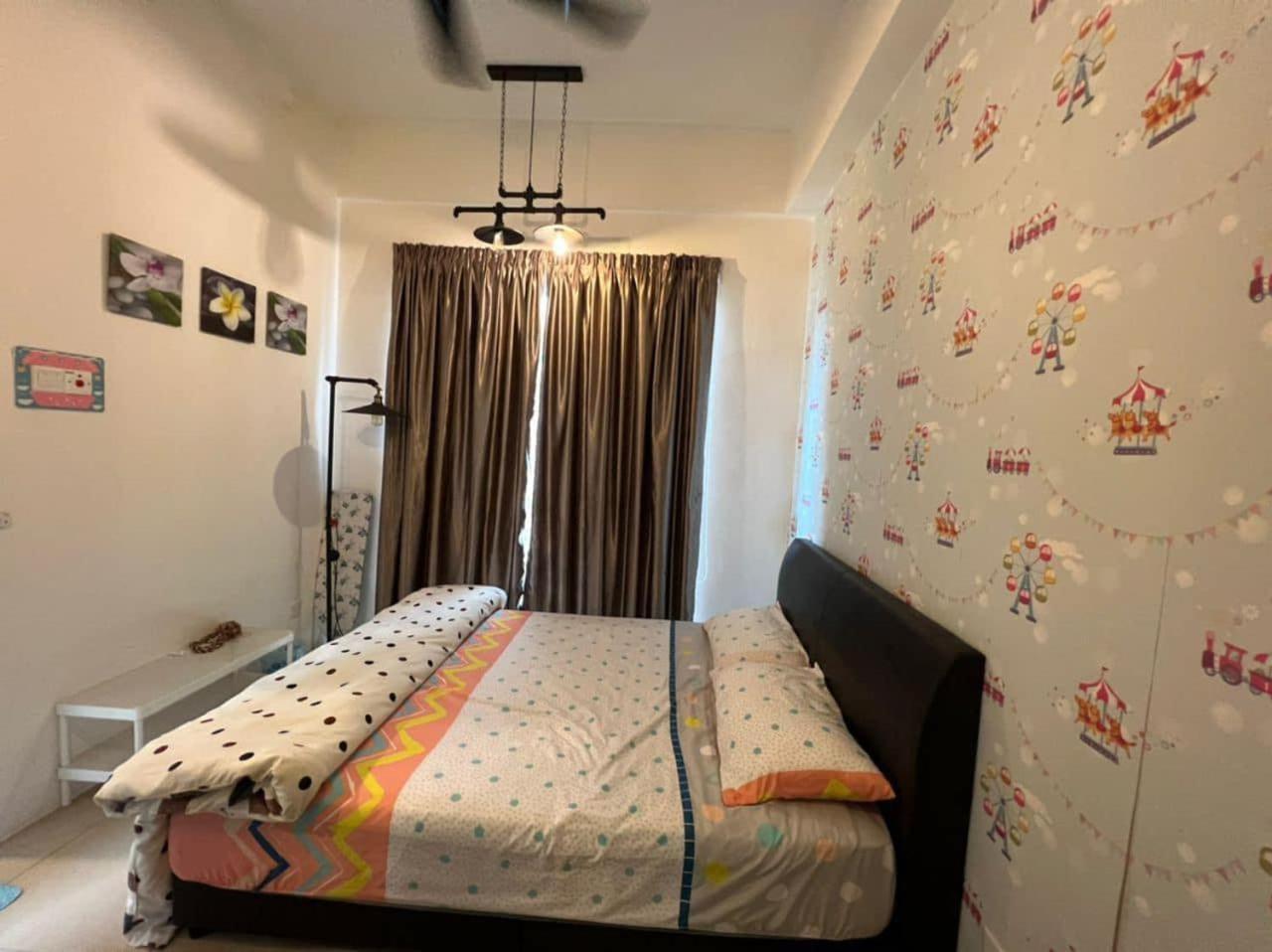 Golden Hills Pasar Malam Night Market Apartment *